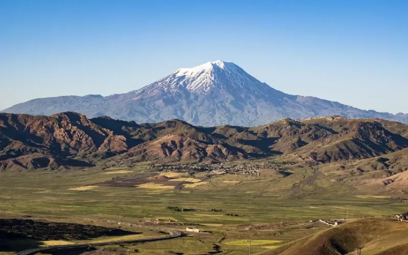 Monte Ararat 